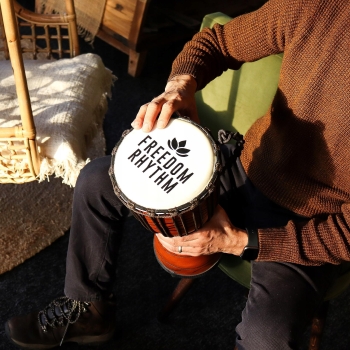 Bęben djembe Pro Rytm Wolności 40 cm – wysokie brzmienie